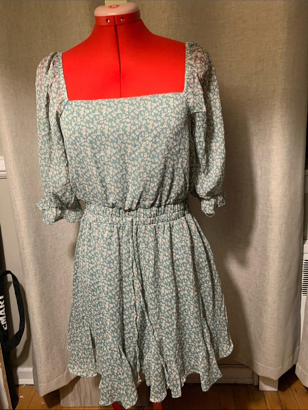 Baby teal Floral Square-Neck Long Sleeve Dress